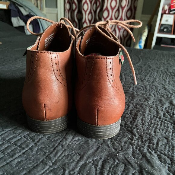 Bass Leather Lace Up Wingtip Inspired Ankle Bootie Size 9.5W Cognac READ Preppy - Picture 5 of 11